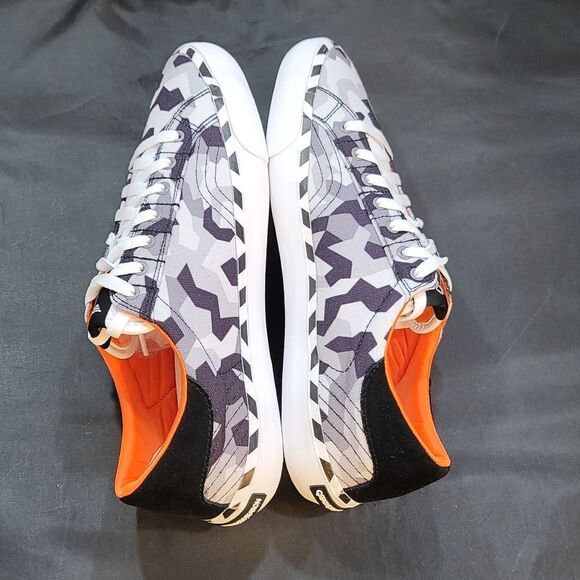 BRAND NEW CREATIVE HELIOS GEOMETRIC CAMOUFLAGE PRINT CANVAS SNEAKER - Picture 7 of 14